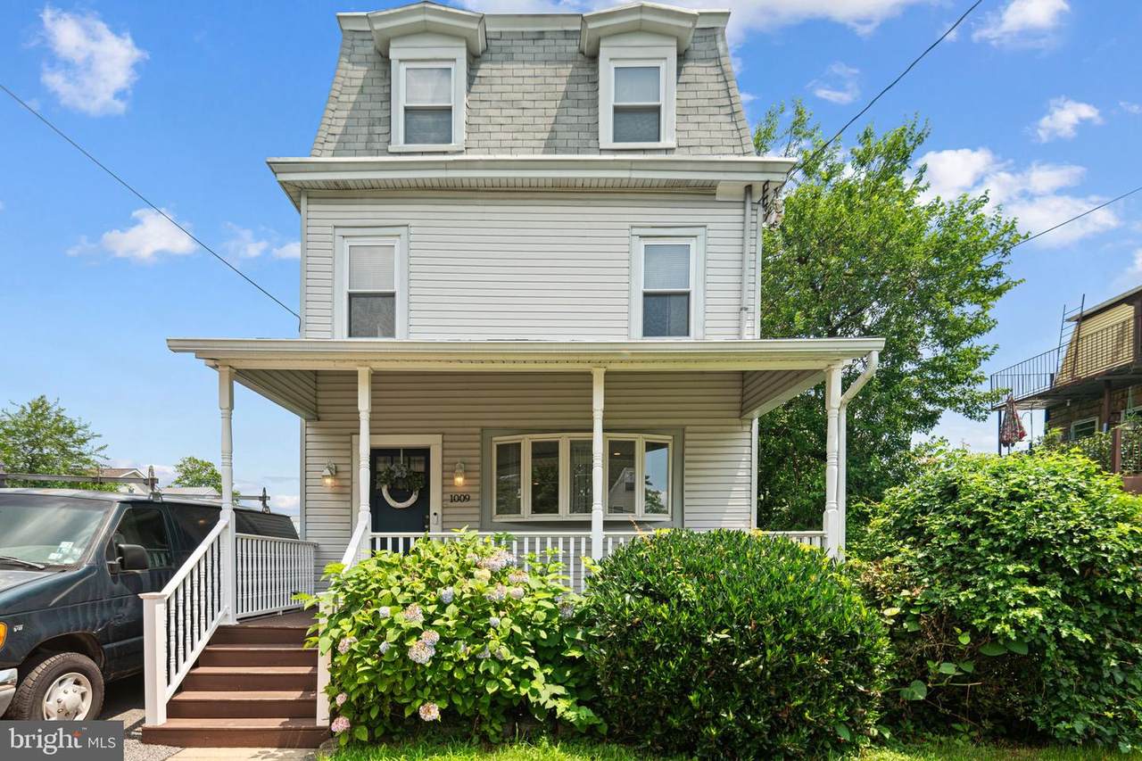 1009 Pennsylvania Avenue - Photo 1