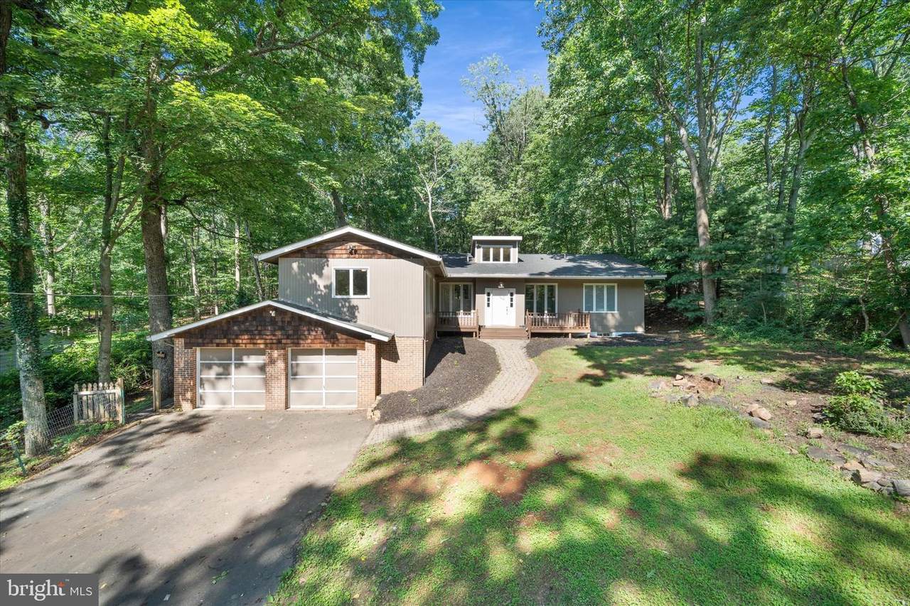 2416 Youngs Drive - Photo 1