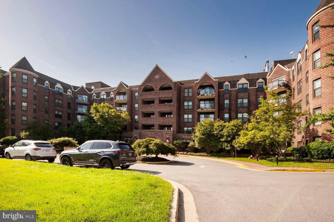 2100 Langston Boulevard - Photo 1