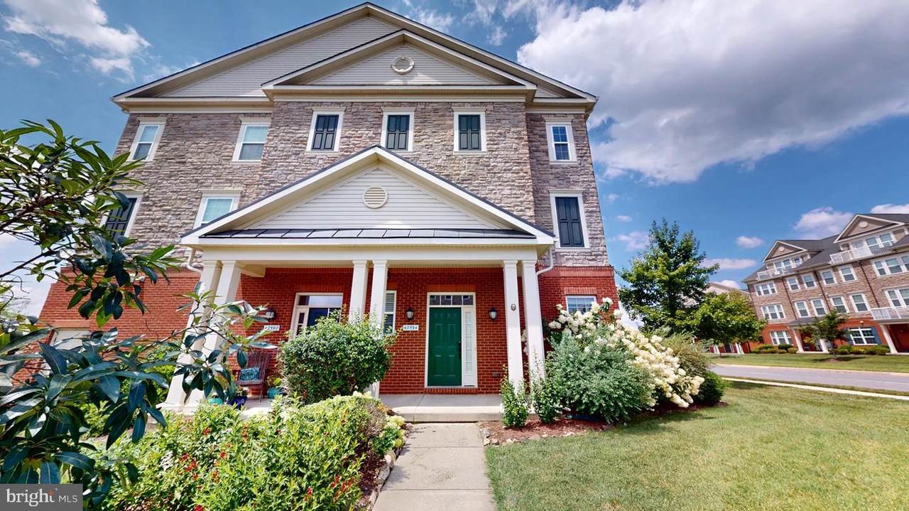 42594 Wildly Terrace - Photo 1