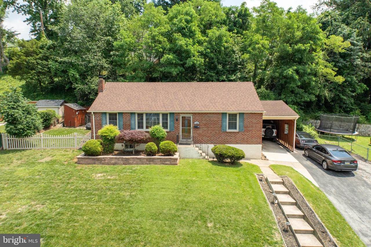 1346 Valley Road - Photo 1