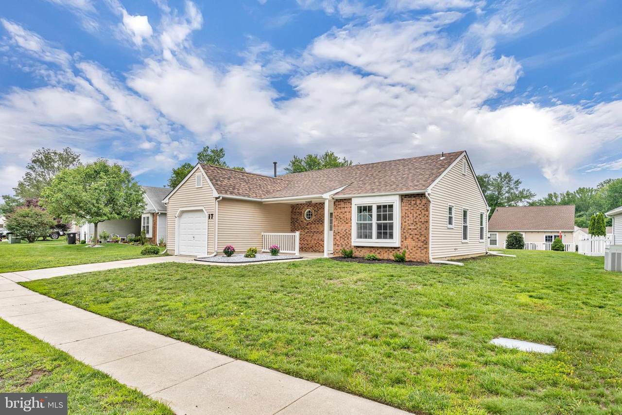 17 Blanchard - Photo 1