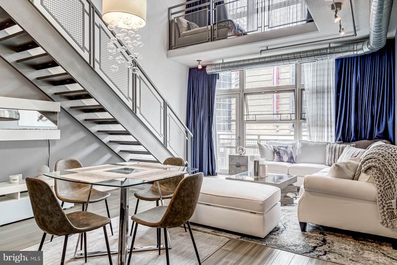 1390 Kenyon Street - Photo 1