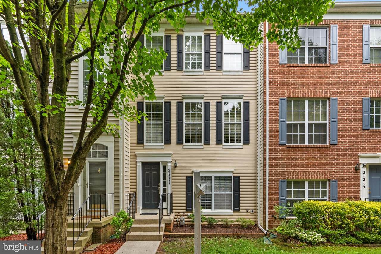 21211 Delevan Way - Photo 1