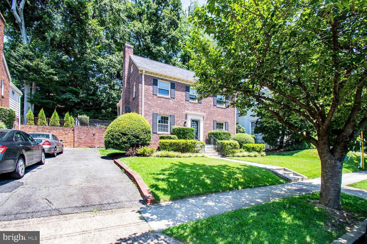 1627 Myrtle Street - Photo 1