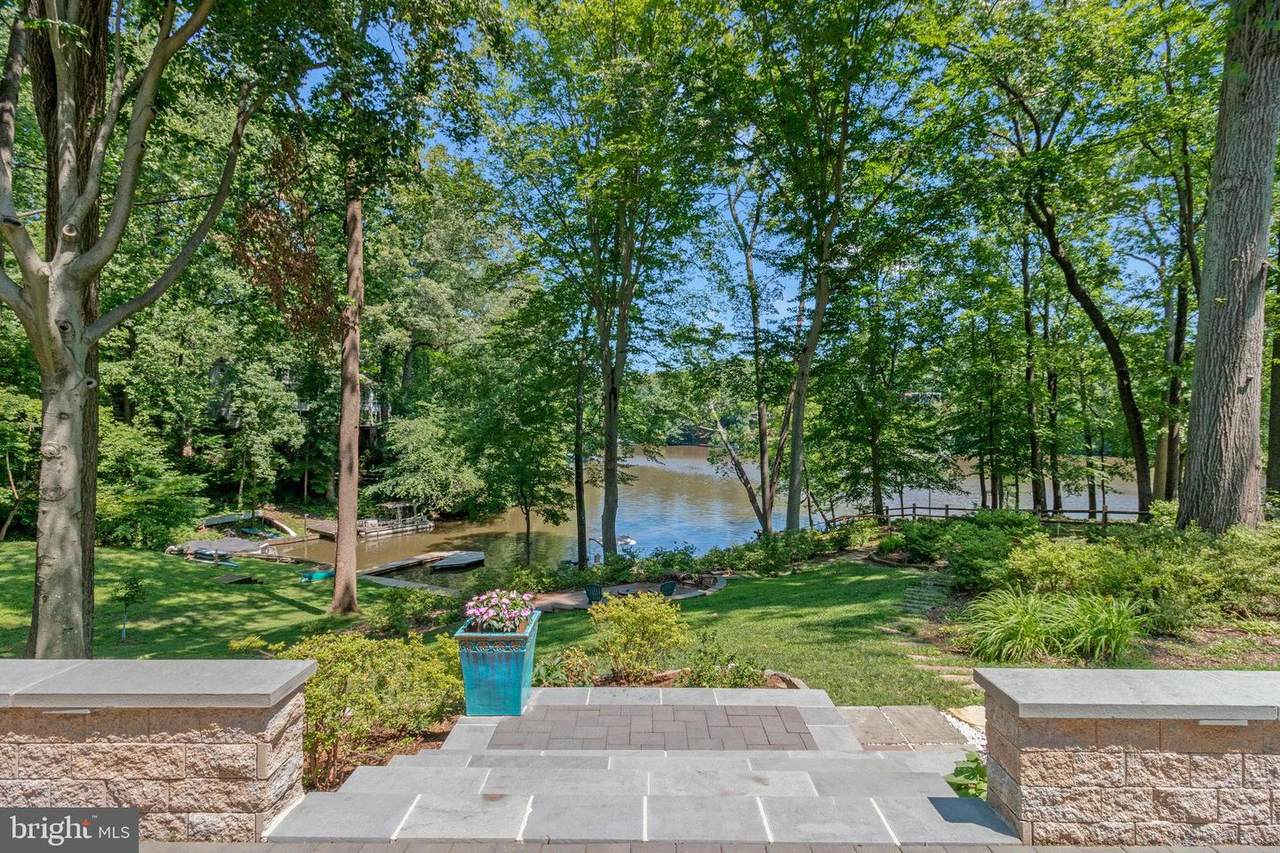 6320 Crosswoods Circle - Photo 1