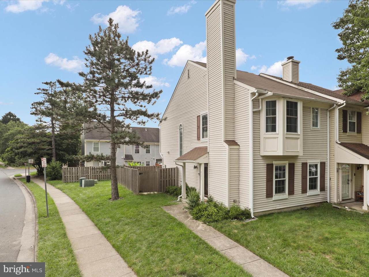 8694 Venoy Court - Photo 1