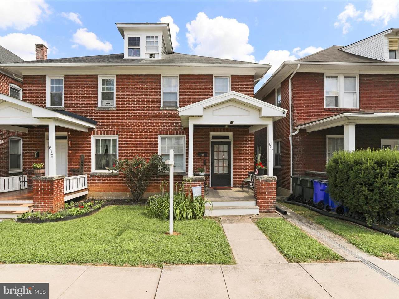 808 Mulberry Avenue - Photo 1