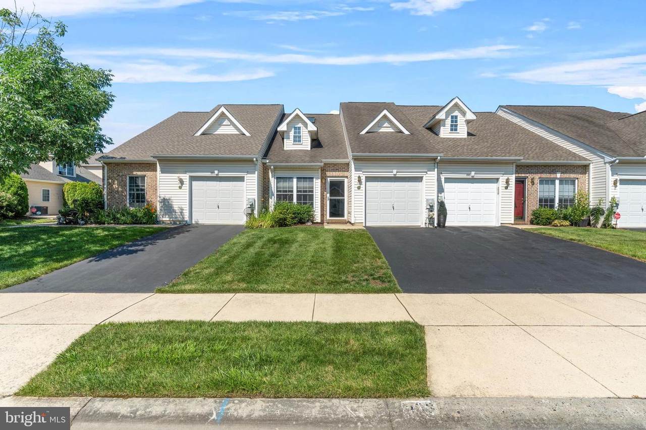 303 Baker Drive - Photo 1