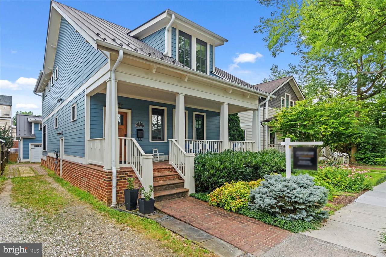 9 Walnut Street - Photo 1