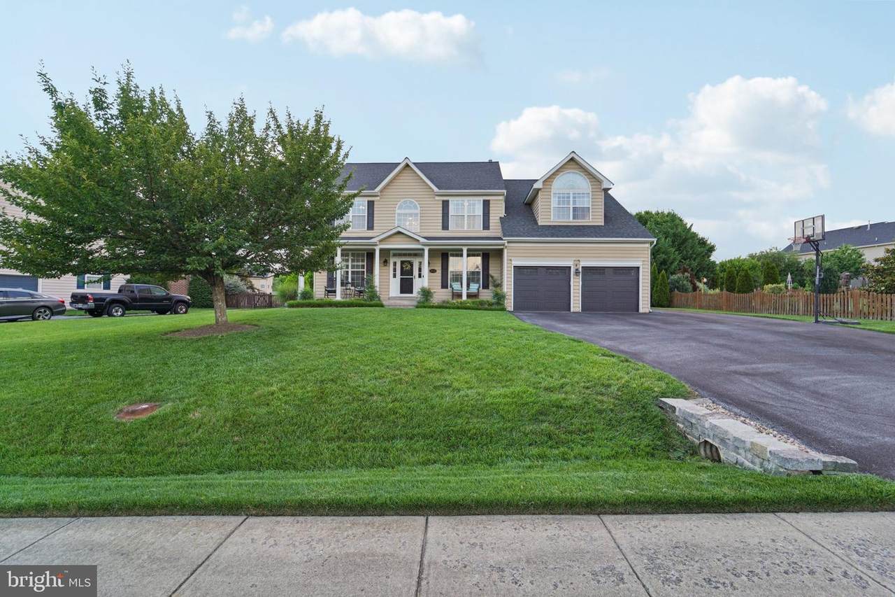 2642 Inwood Drive - Photo 1