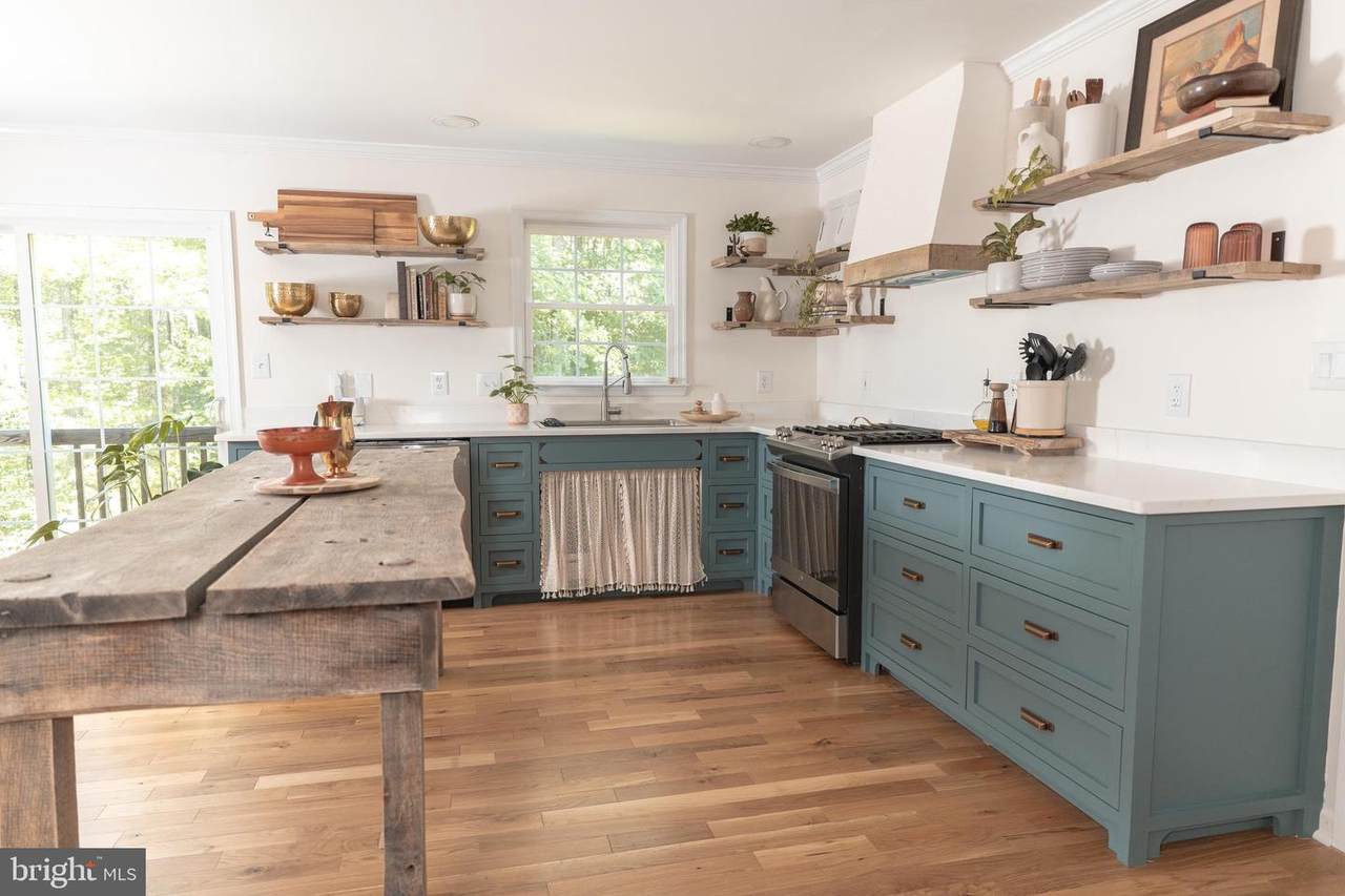73 Village Grove Road - Photo 1