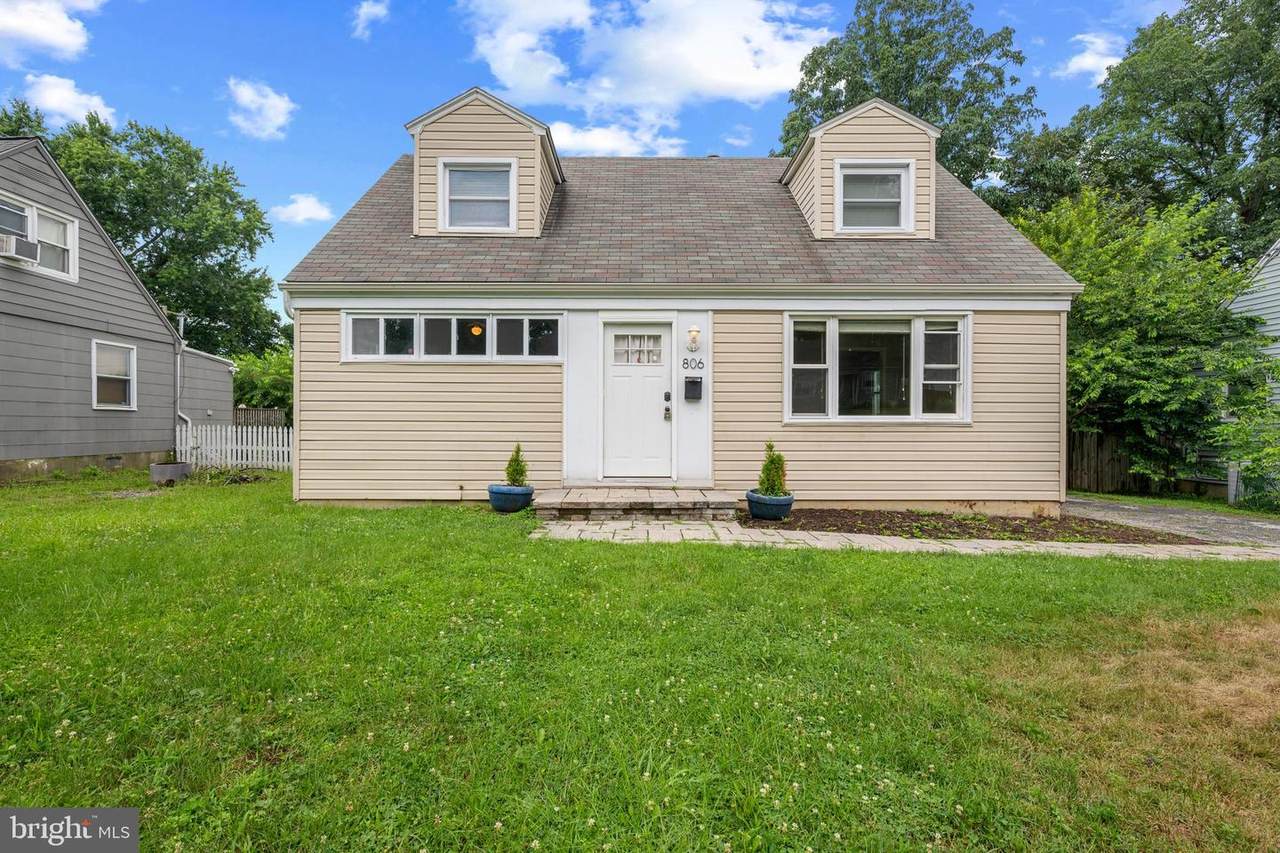 806 Templecliff Road - Photo 1