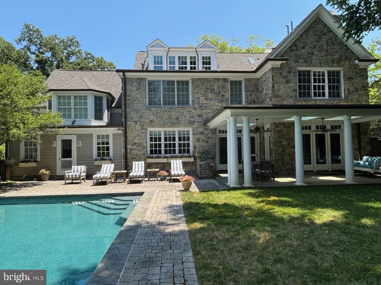 2950 Chain Bridge Road - Photo 1
