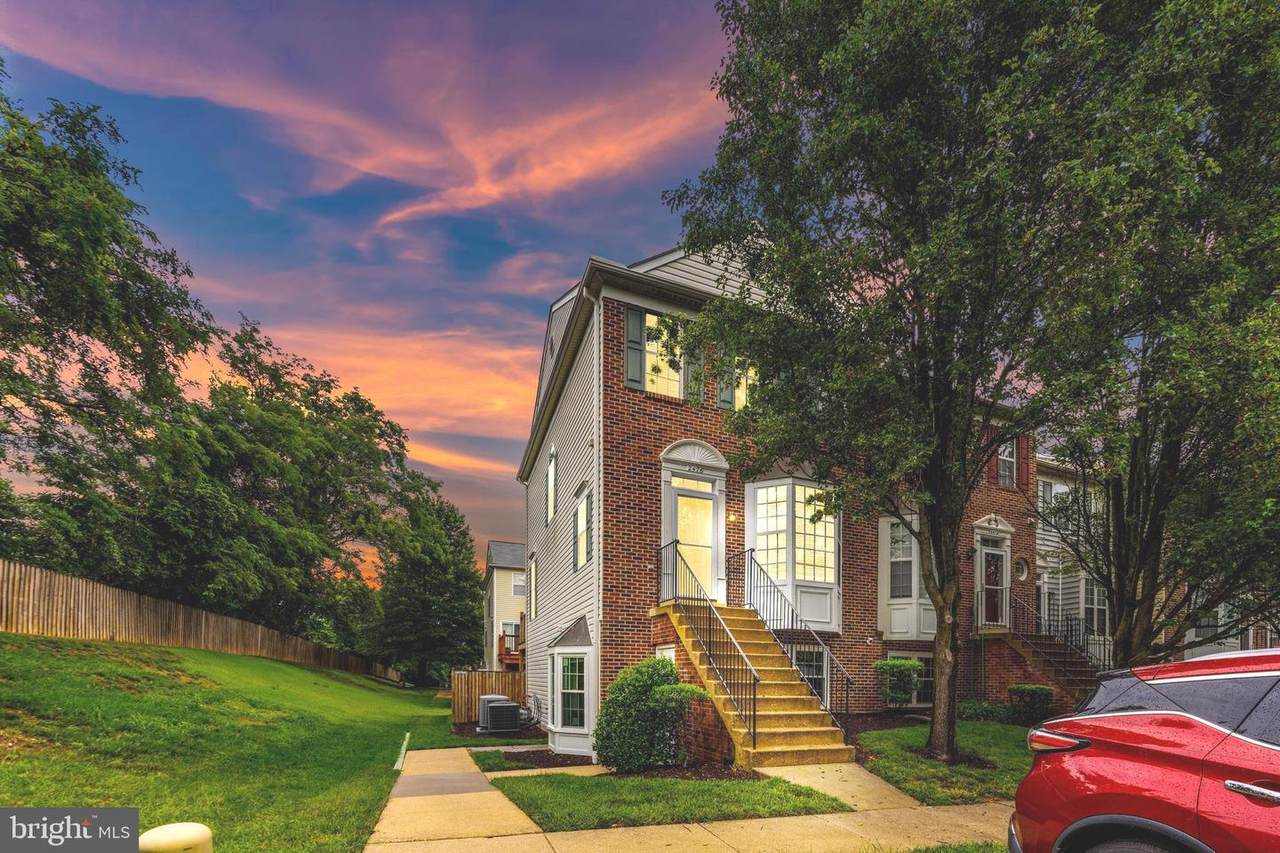 2476 Medford Court - Photo 1