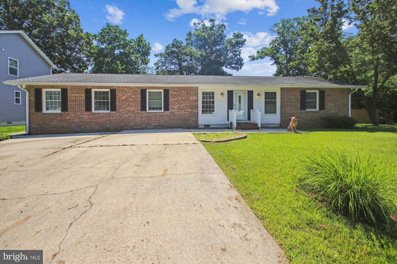 4723 Washington Avenue - Photo 1