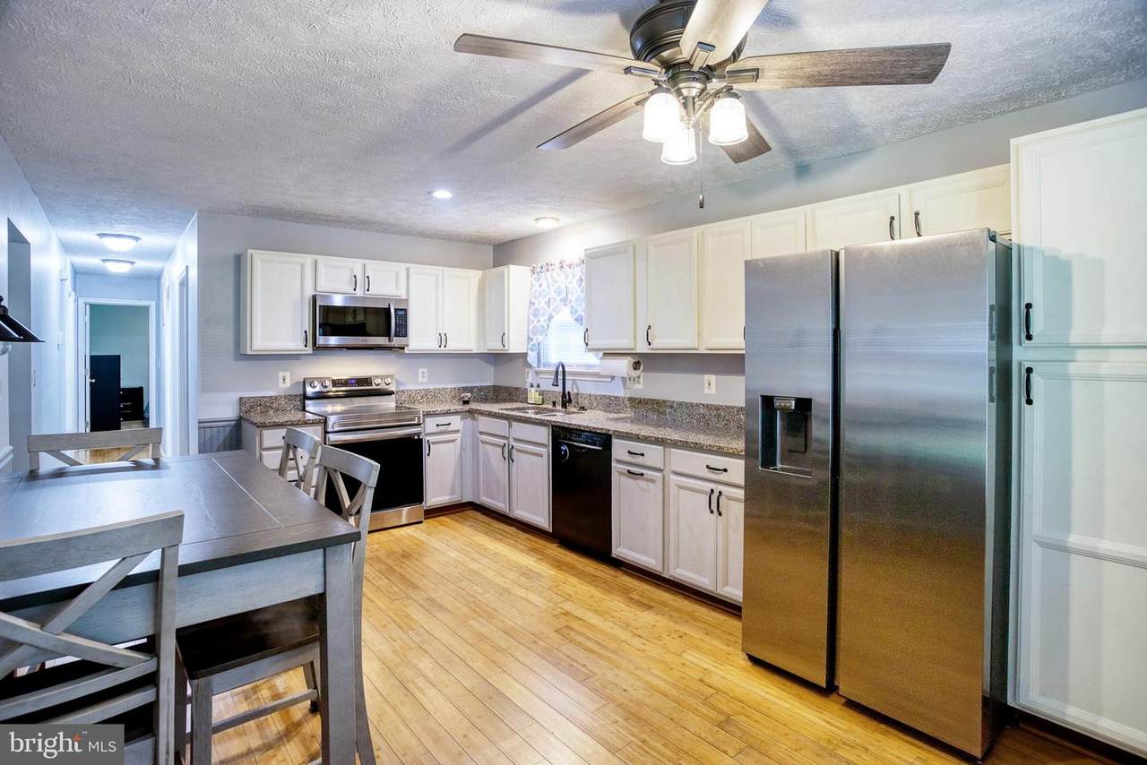 26082 Cresent Lane - Photo 1