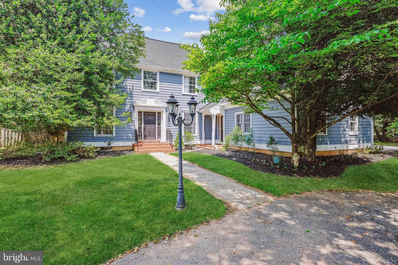 8201 Hectic Hill Lane - Photo 1