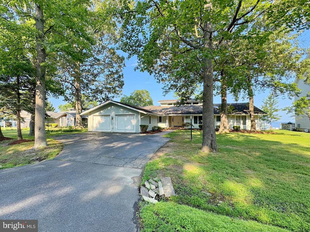 11470 Mohawk Court - Photo 1