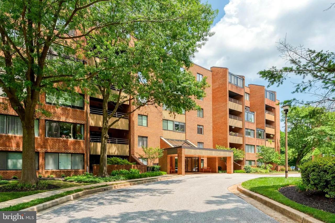 1 Southerly Court - Photo 1