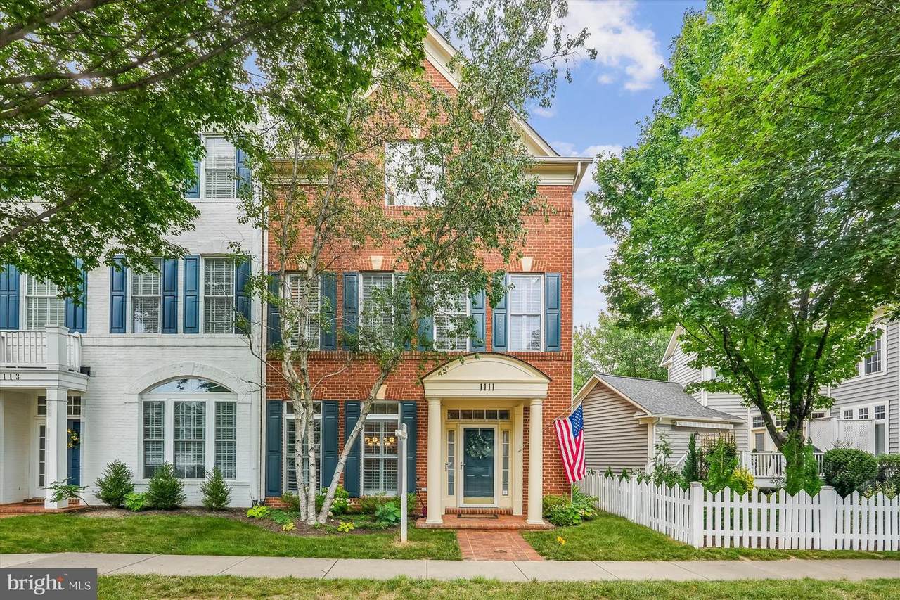 1111 Pleasant Drive - Photo 1