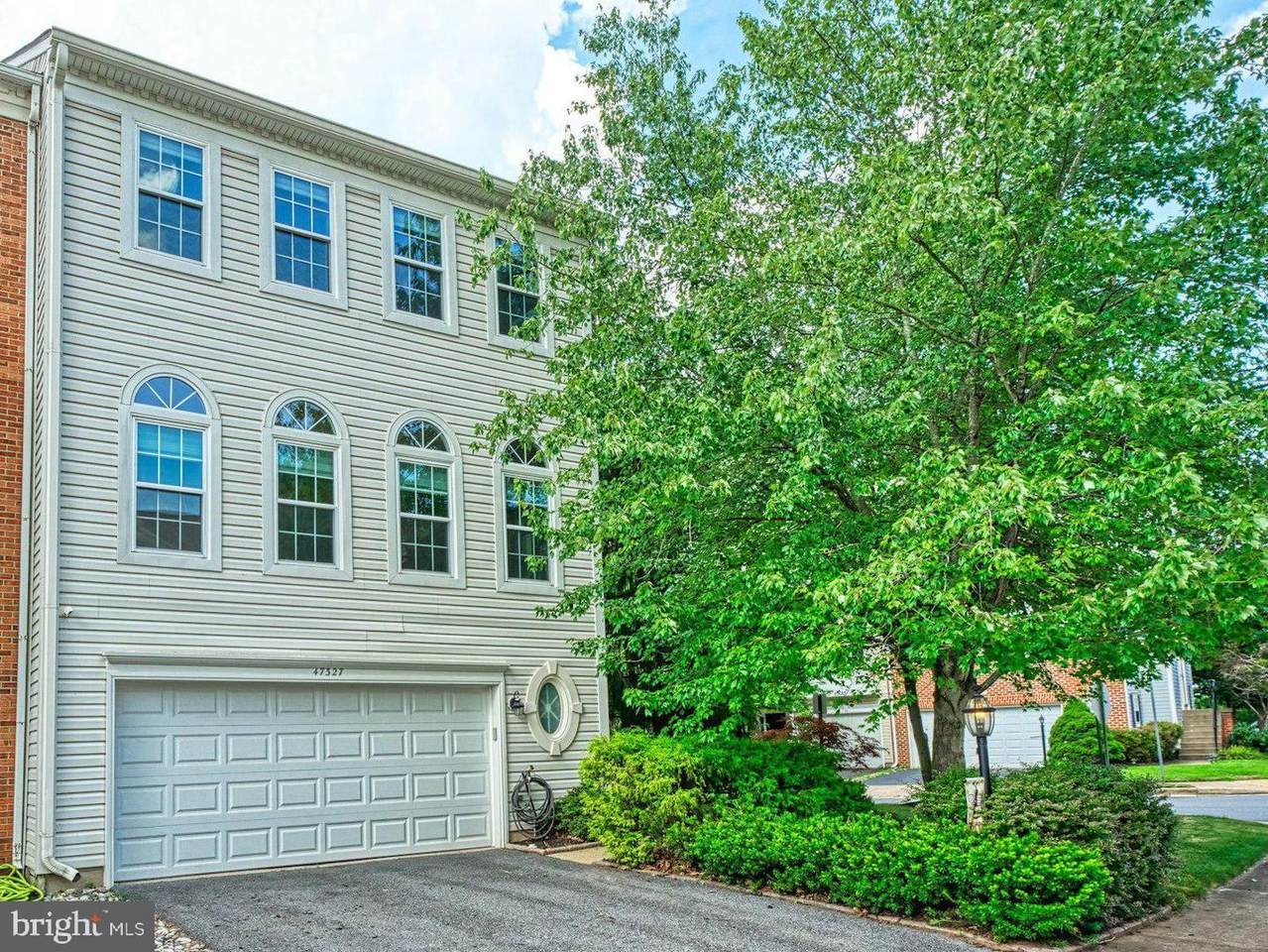 47327 Rock Falls Terrace - Photo 1