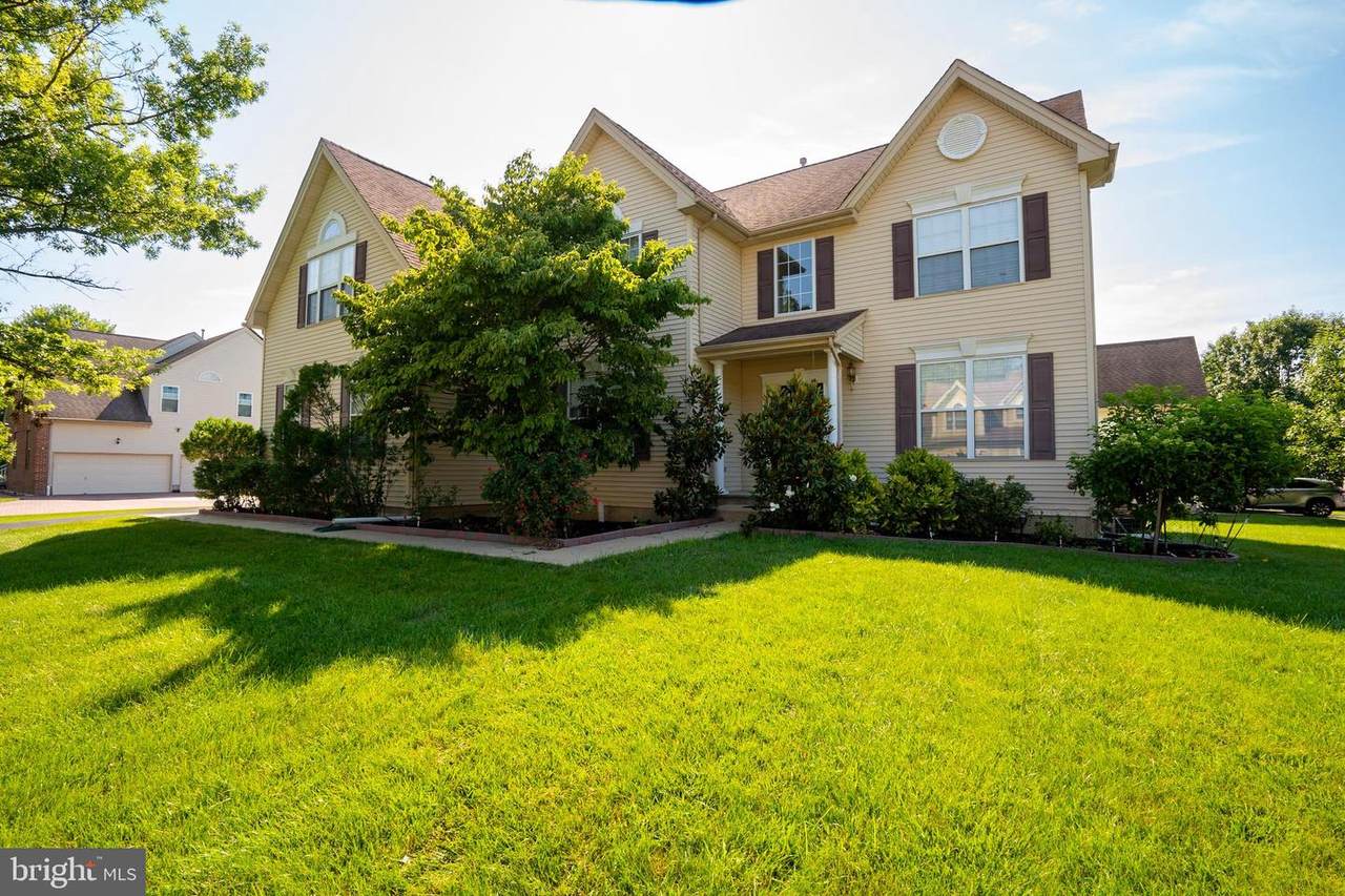 74 Kelly Way - Photo 1
