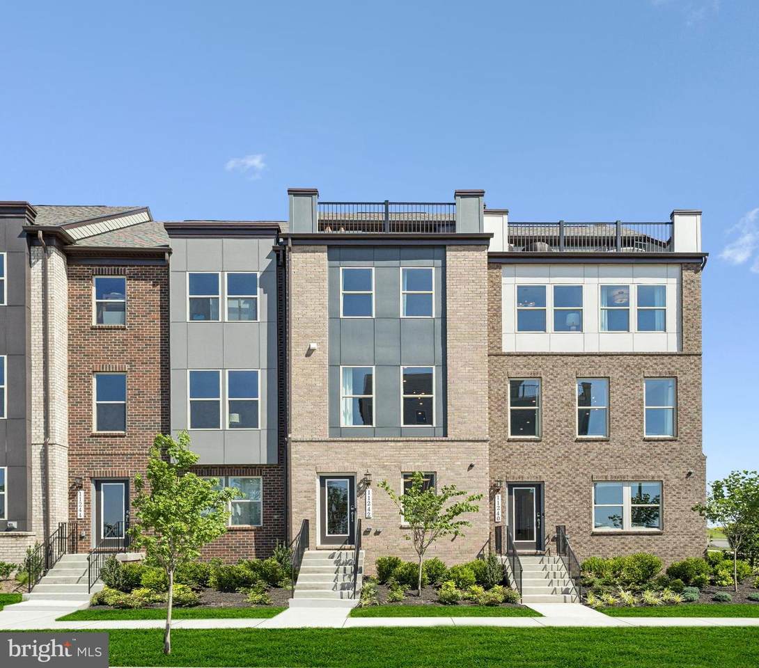 11217 Einstein Street - Photo 1