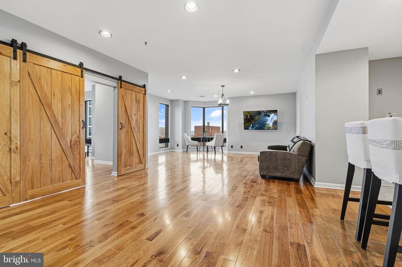 10 Lee Street - Photo 1