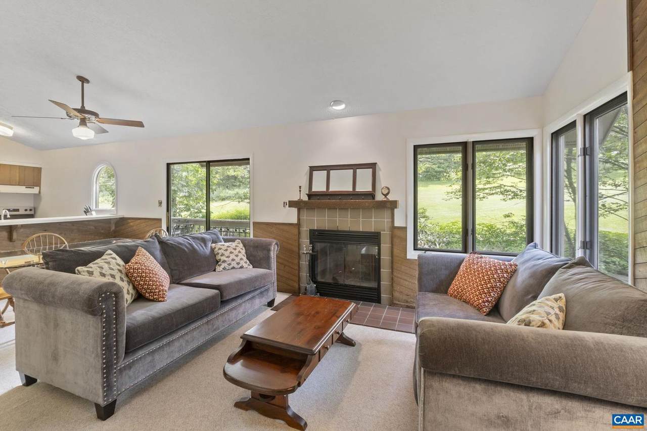 2212 Tanners Ridge - Photo 1
