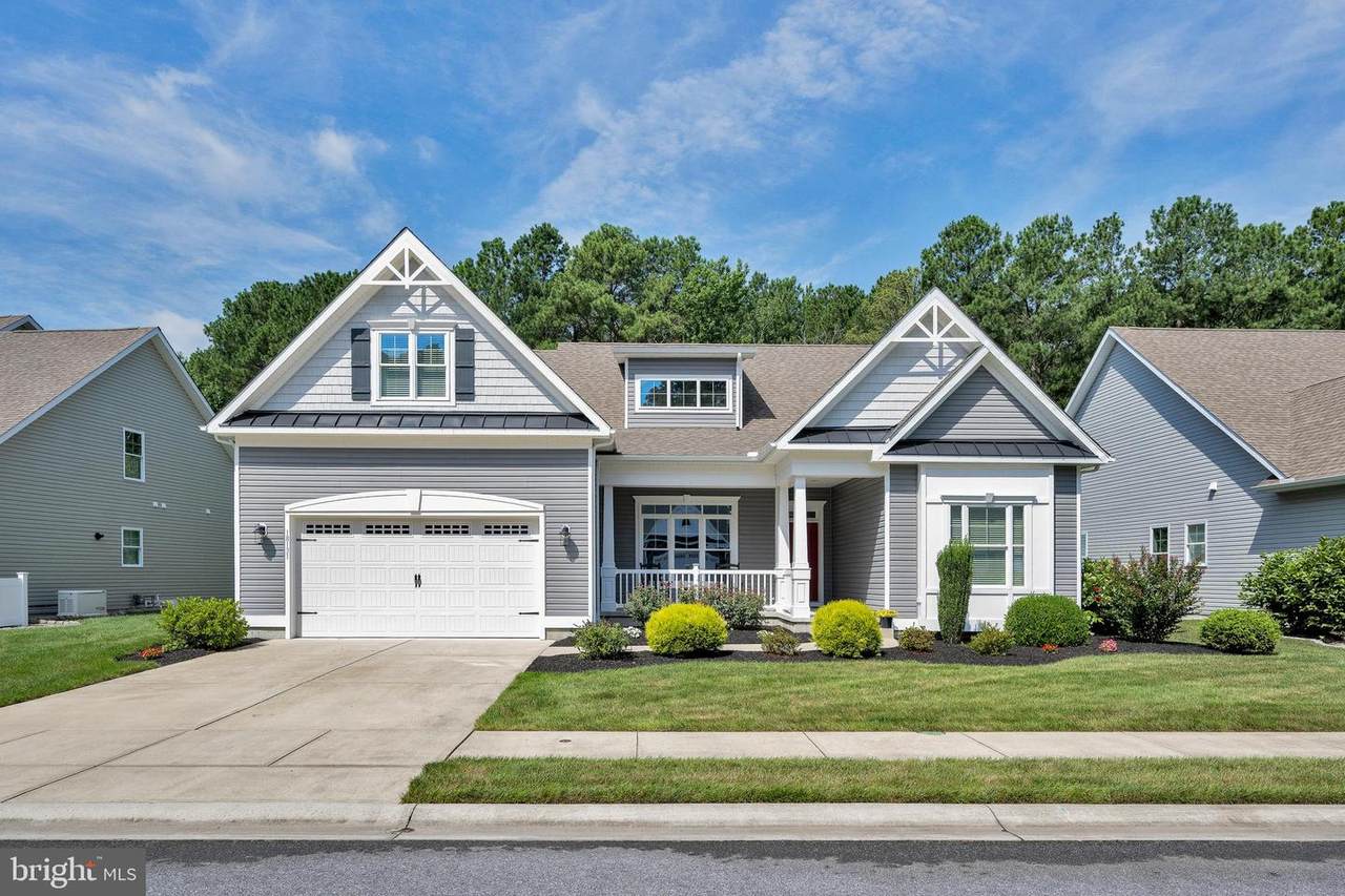 18131 Emerson Way - Photo 1