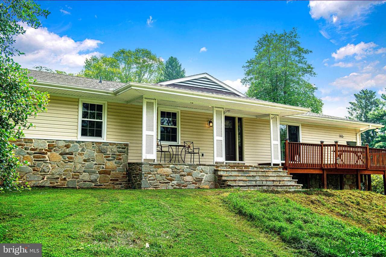 1206 Macphail Road - Photo 1
