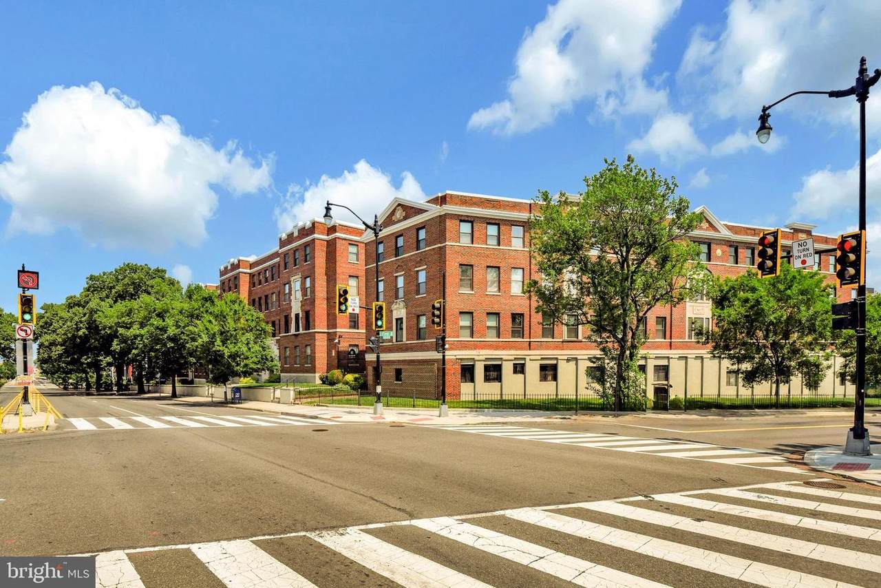 80 New York Avenue - Photo 1