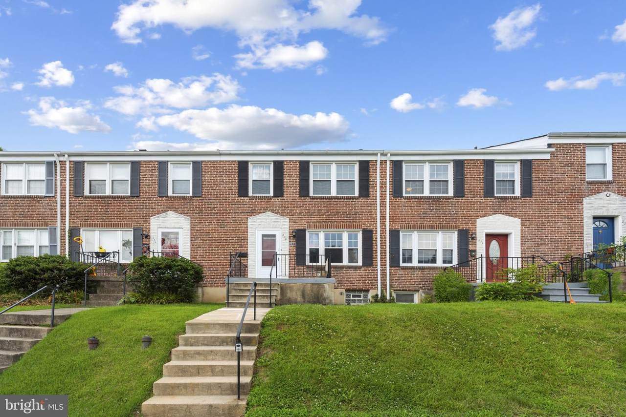 238 Medwick Garth - Photo 1