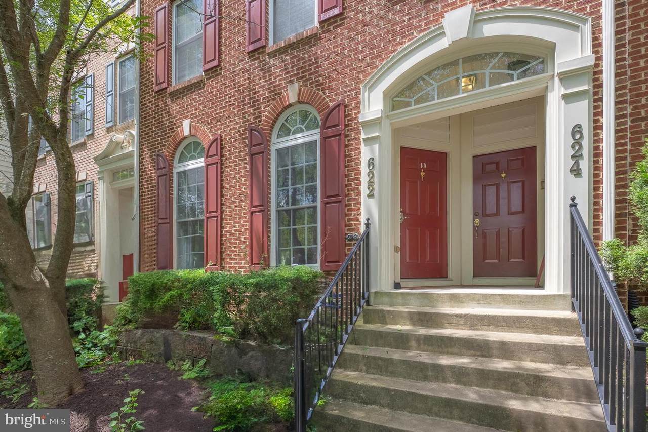 622 Frogs Leap Lane - Photo 1