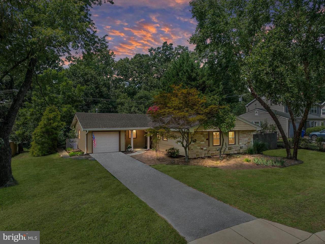 3912 Wakefield Lane - Photo 1
