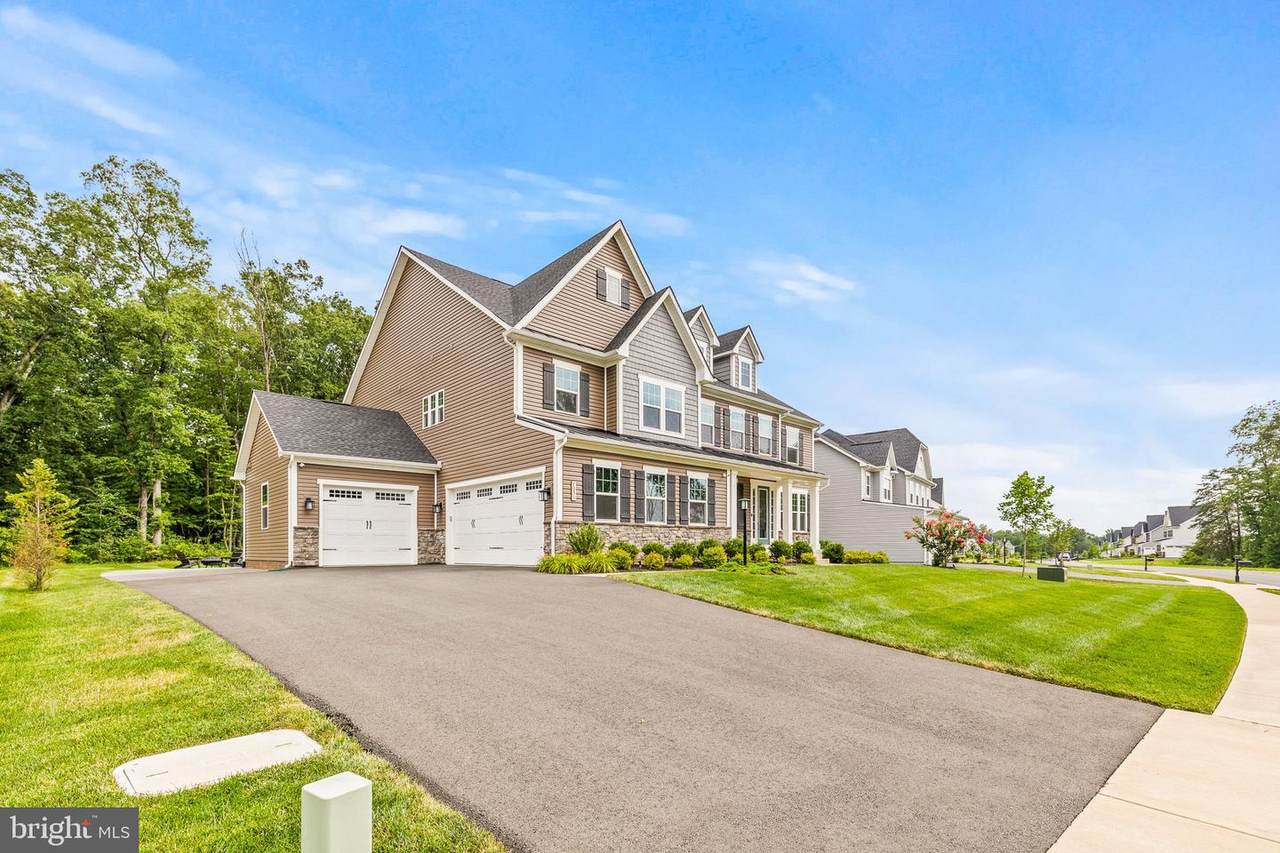 7051 Saint Hill Court - Photo 1