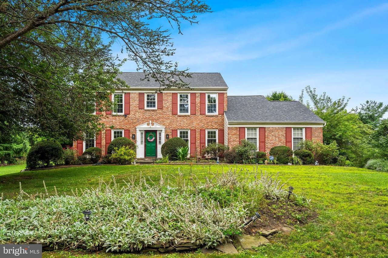 17 Springhill Drive - Photo 1