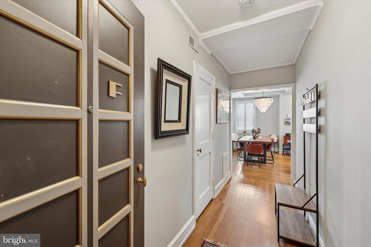 1901 Walnut Street - Photo 1