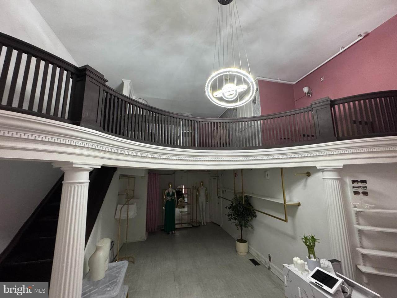 117 5TH Street - Photo 1