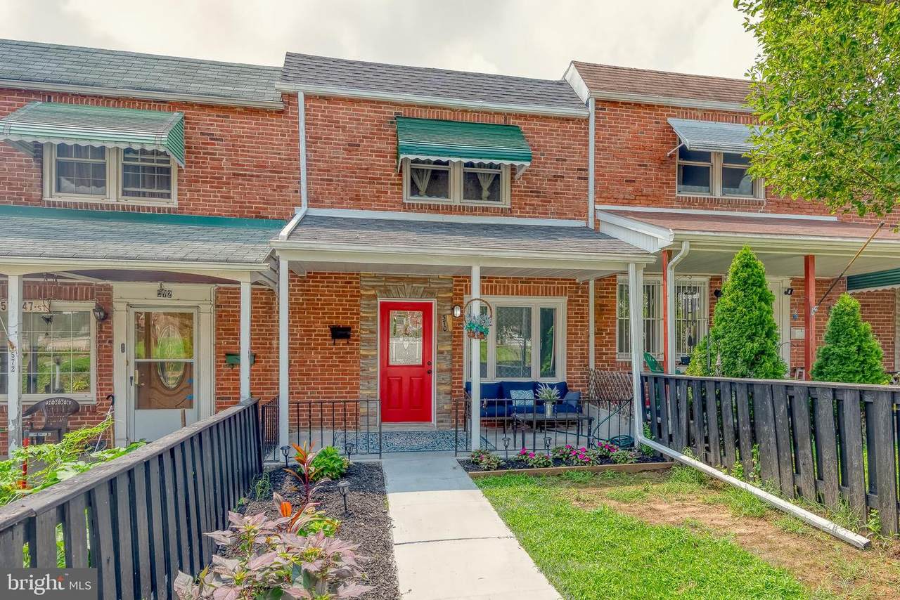 570 47TH Street - Photo 1