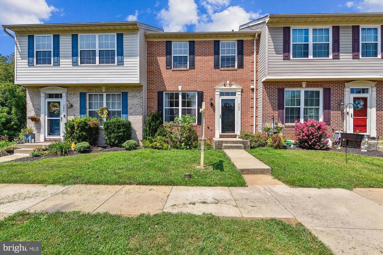 582 Doefield Court - Photo 1