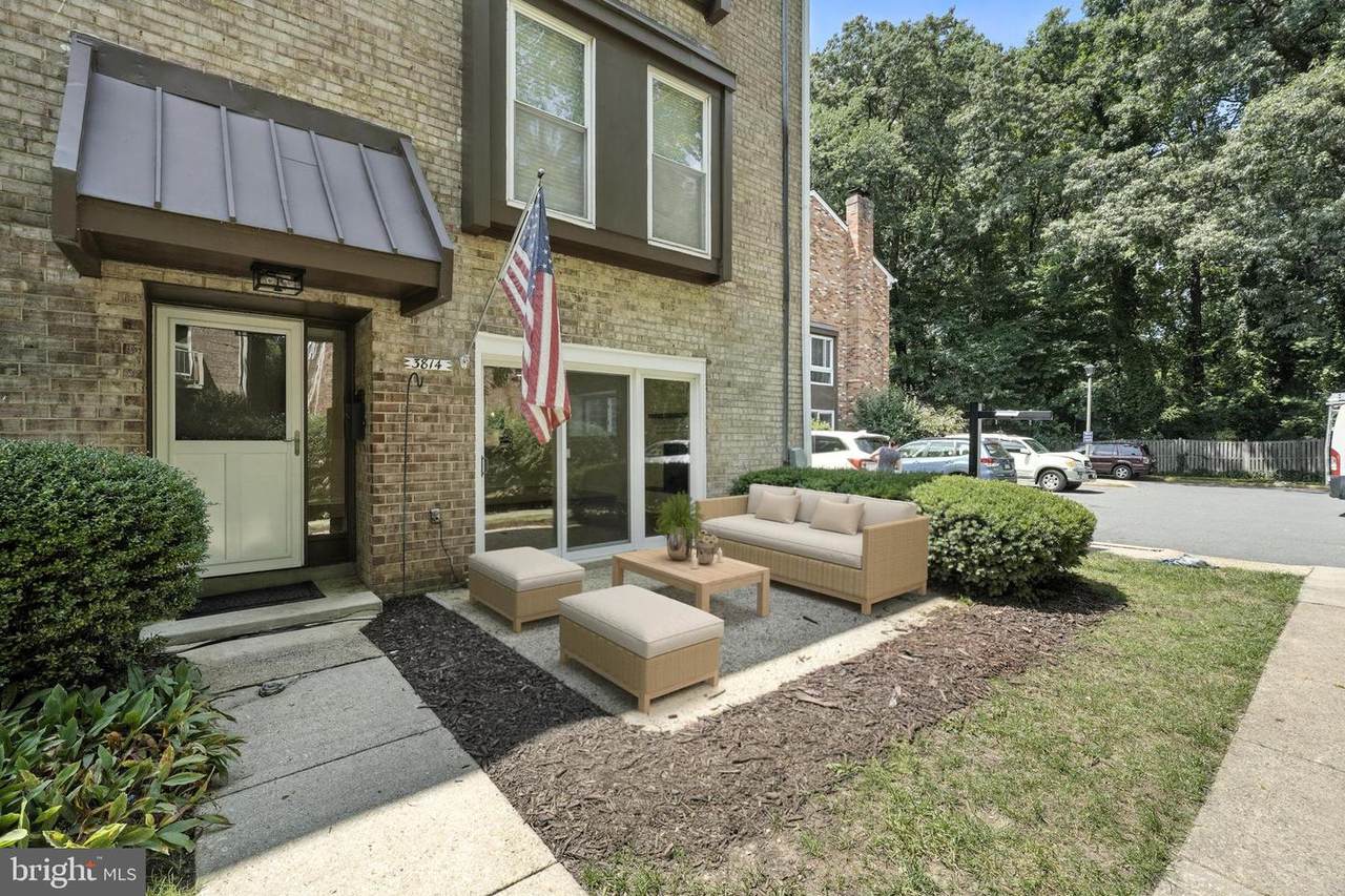 3814 Persimmon Circle - Photo 1