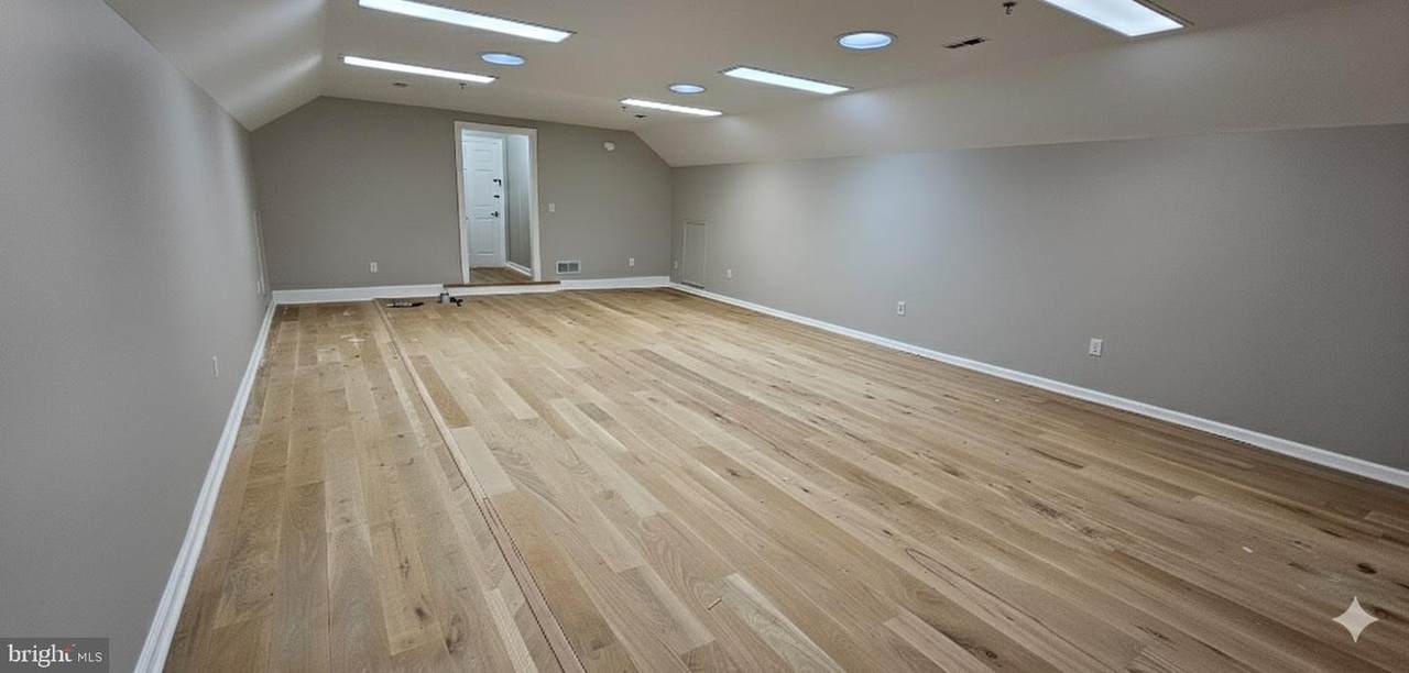 17577 Nassau Commons Boulevard - Photo 1