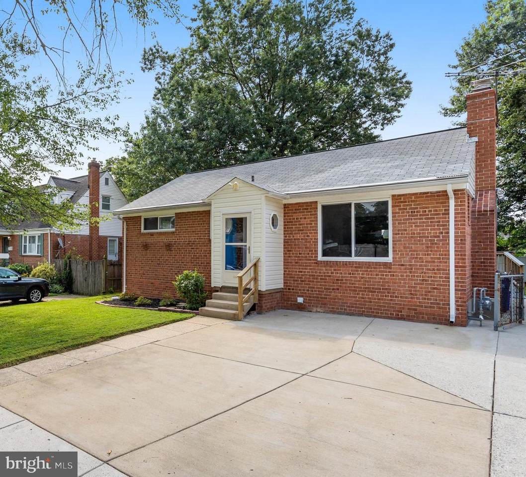 3304 Farthing Drive - Photo 1