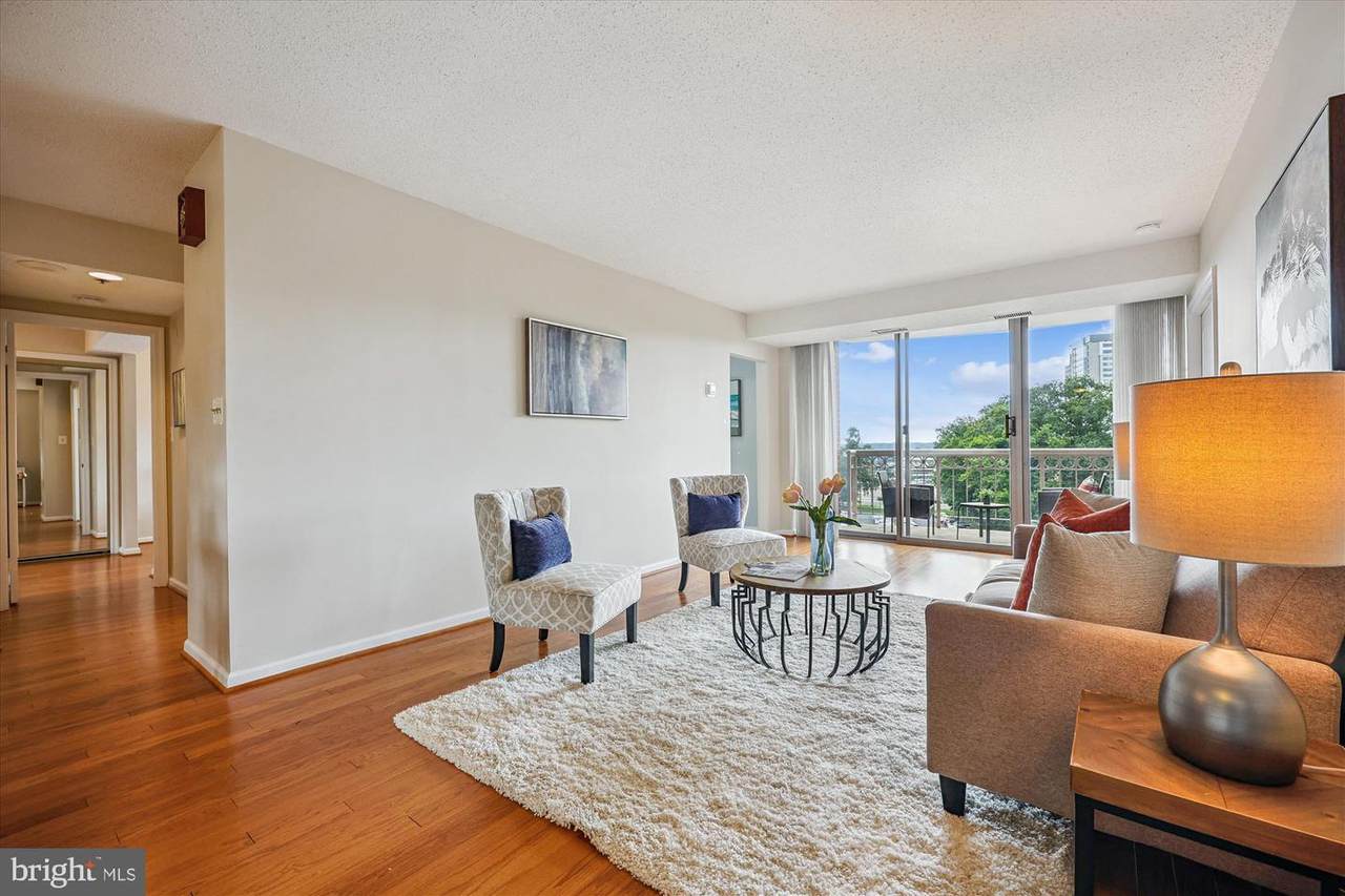 5800 Nicholson Lane - Photo 1
