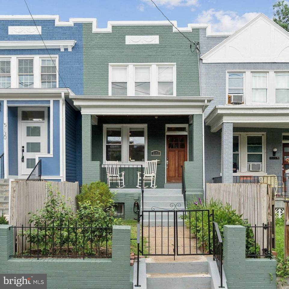 5132 7TH Street - Photo 1
