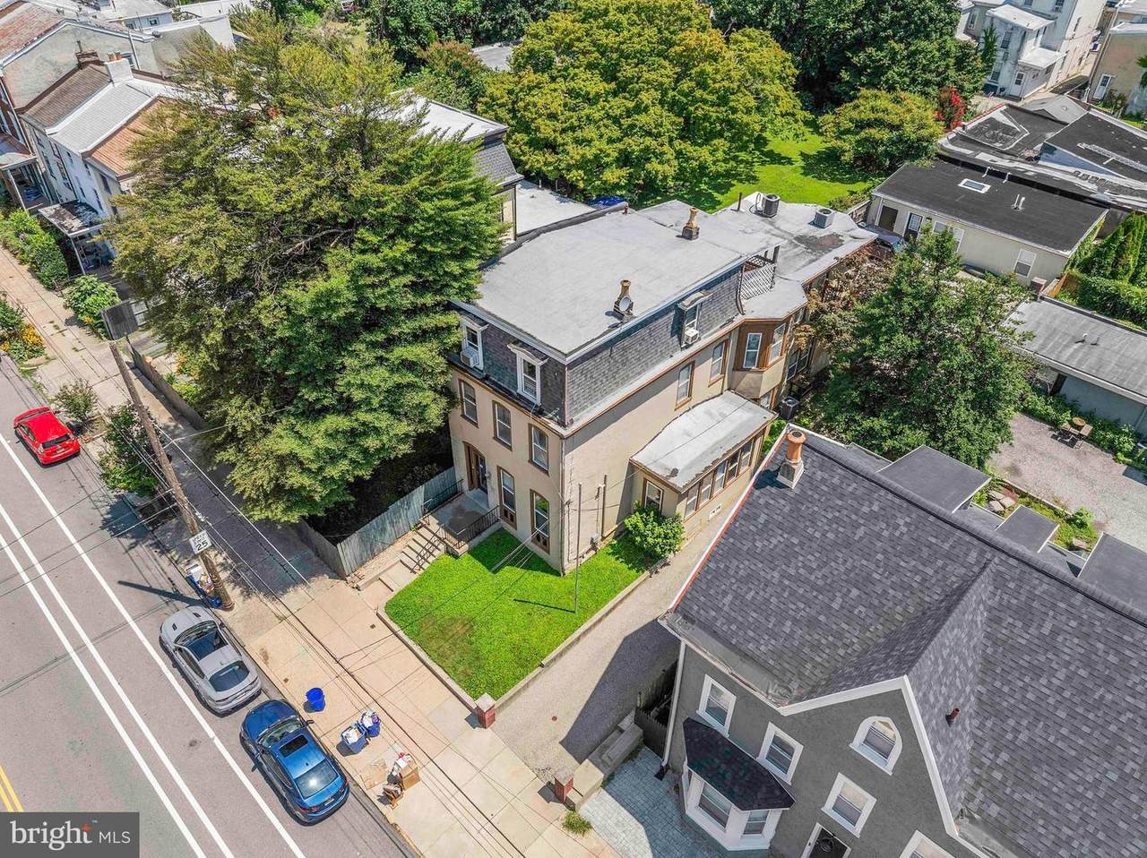 359 Lyceum Avenue - Photo 1