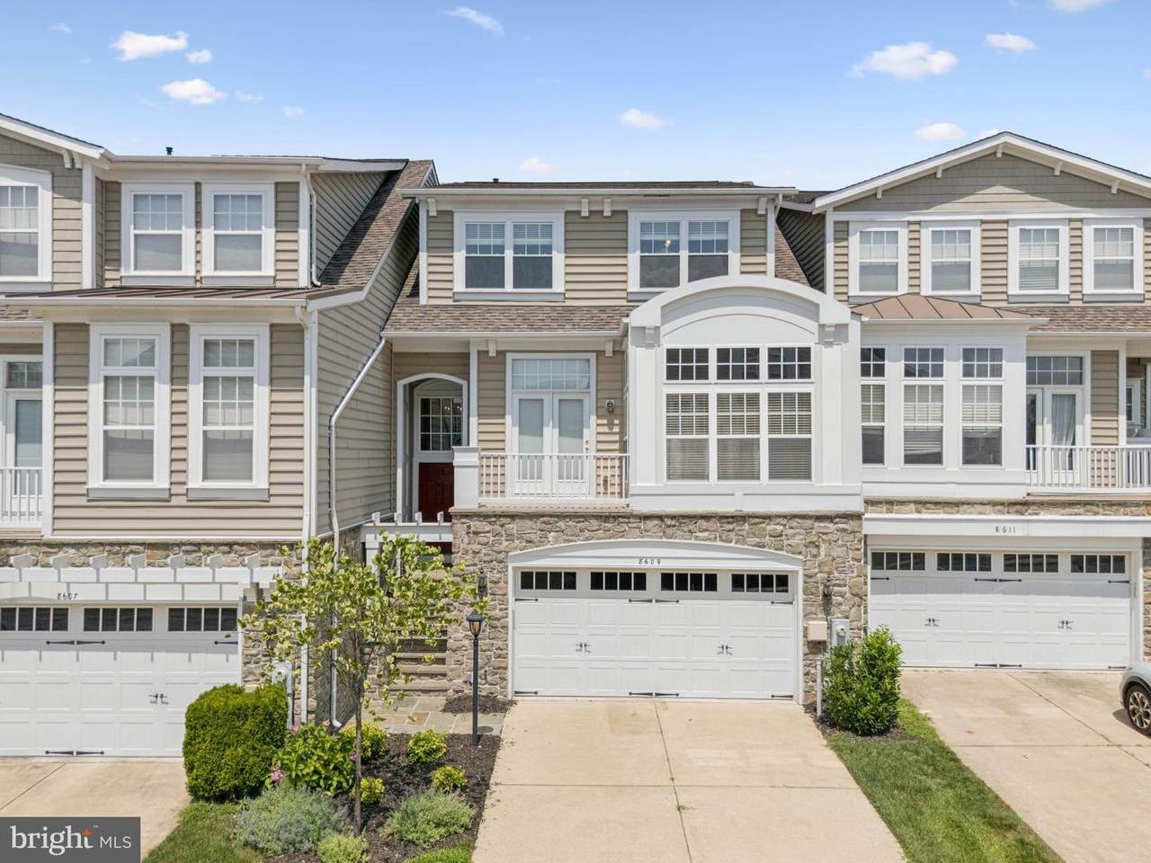 8609 Misty Waters Way - Photo 1