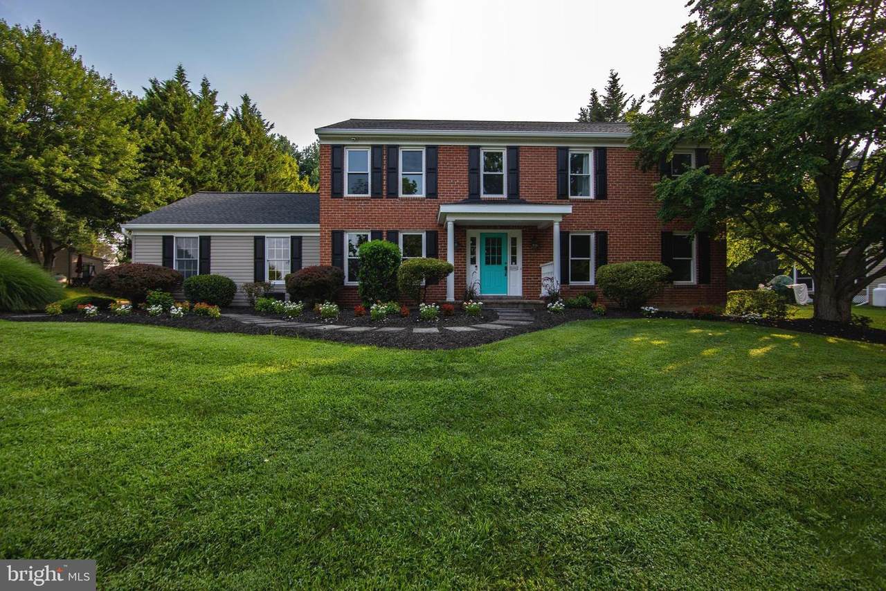 106 Trowbridge Lane - Photo 1